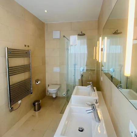 Schooren Des Alpes Apartment *