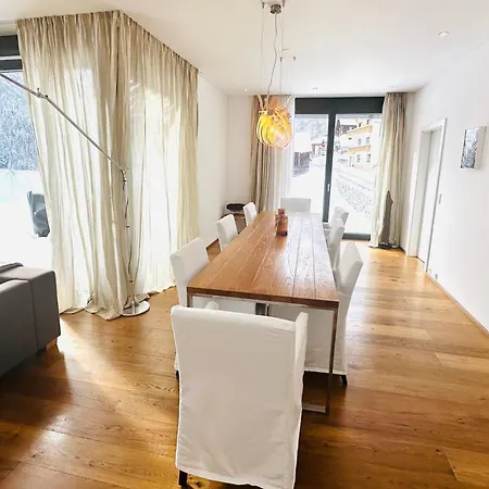 Schooren Des Alpes Luxury Penthouses & With & Pools Close Ischgl * カップル