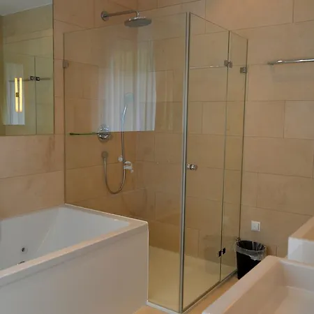 Schooren Des Alpes Luxury Penthouses & With & Pools Close Ischgl Apartmán *